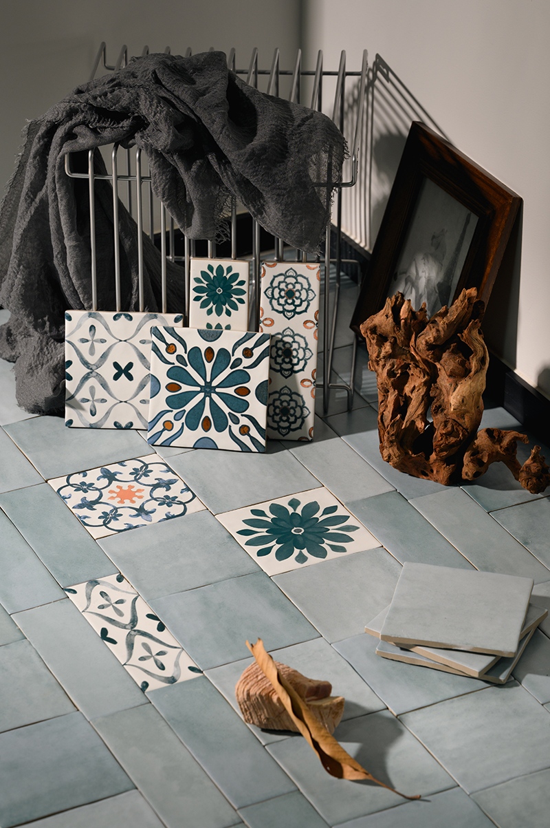 Fatong Porcelain Blue Small Wall Tiles