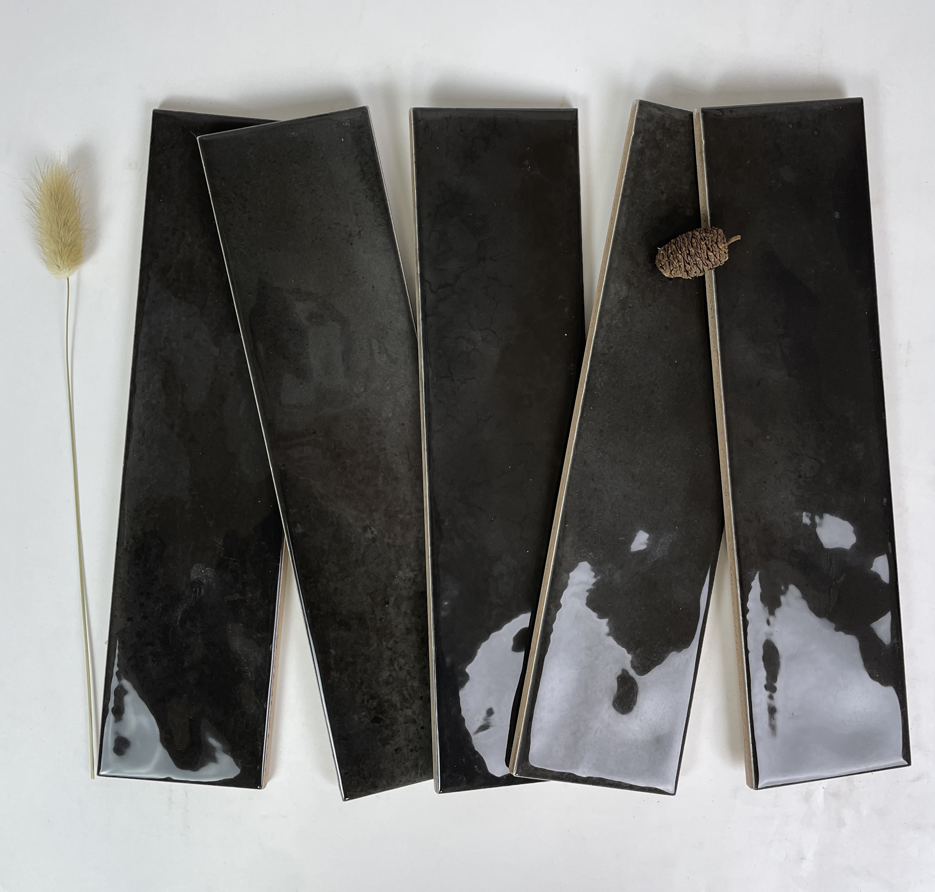 Black_foshan_fatong_subway_tiles_75x300mm_polished.jpg