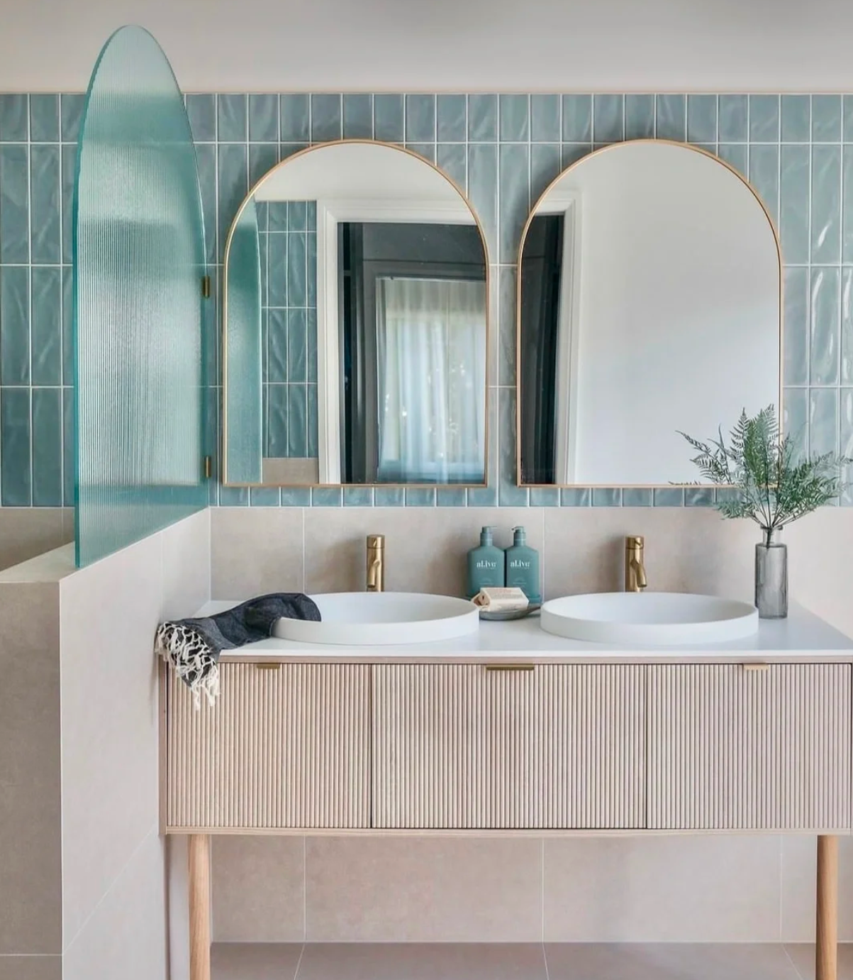 Foshan_fatong_subway__tiles_75x300mm_polished.jpg